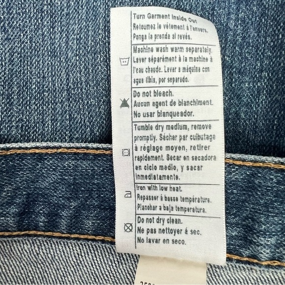 Carhartt Men’s Blue Jeans Sz W38”/L 32” Relaxed Fit Medium Wash Pockets - Picture 6 of 8